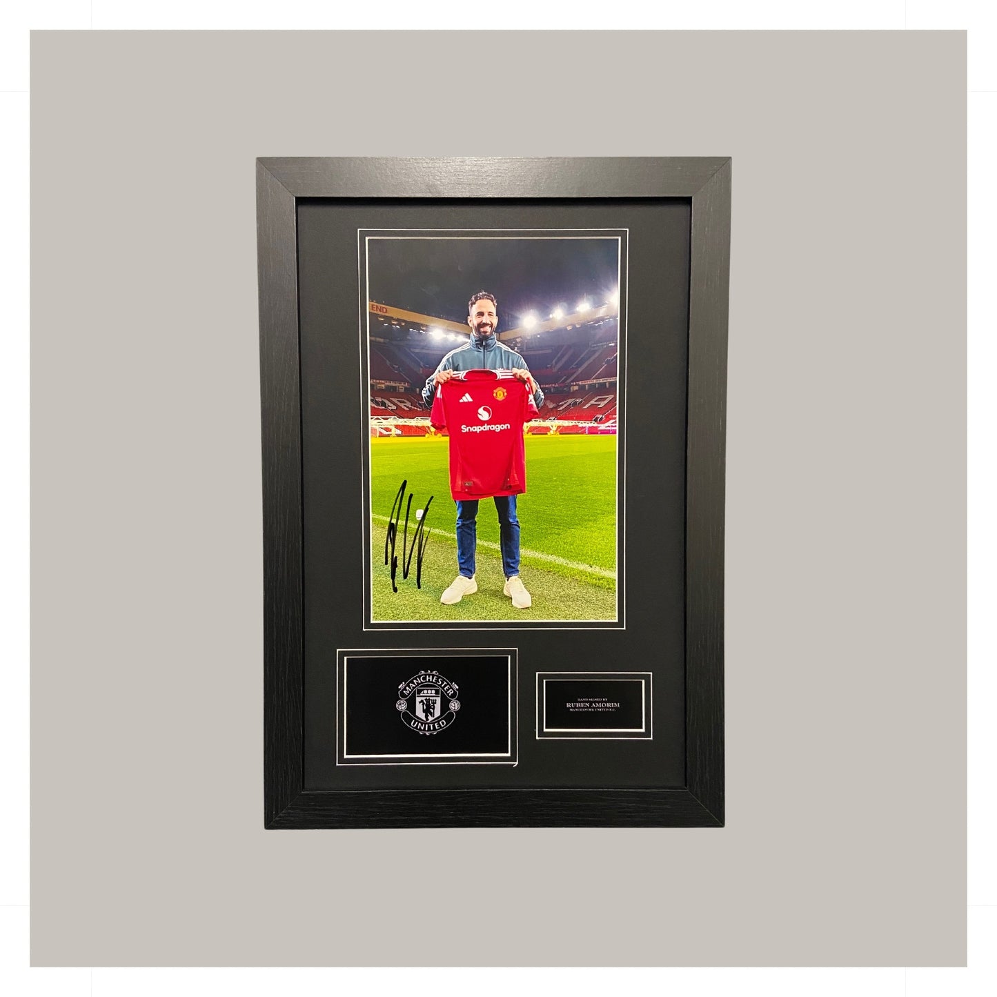 RUBEN AMORIM MOUNTED DISPLAY