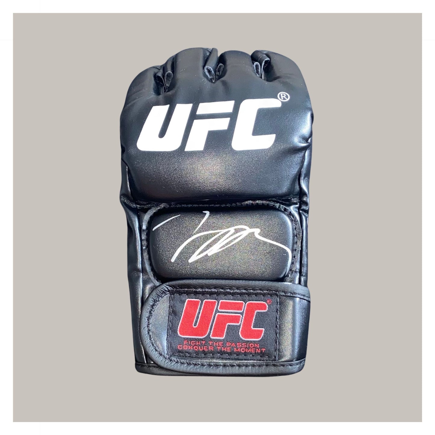 GIGA CHIKADZE HAND SIGNED UFC GLOVE