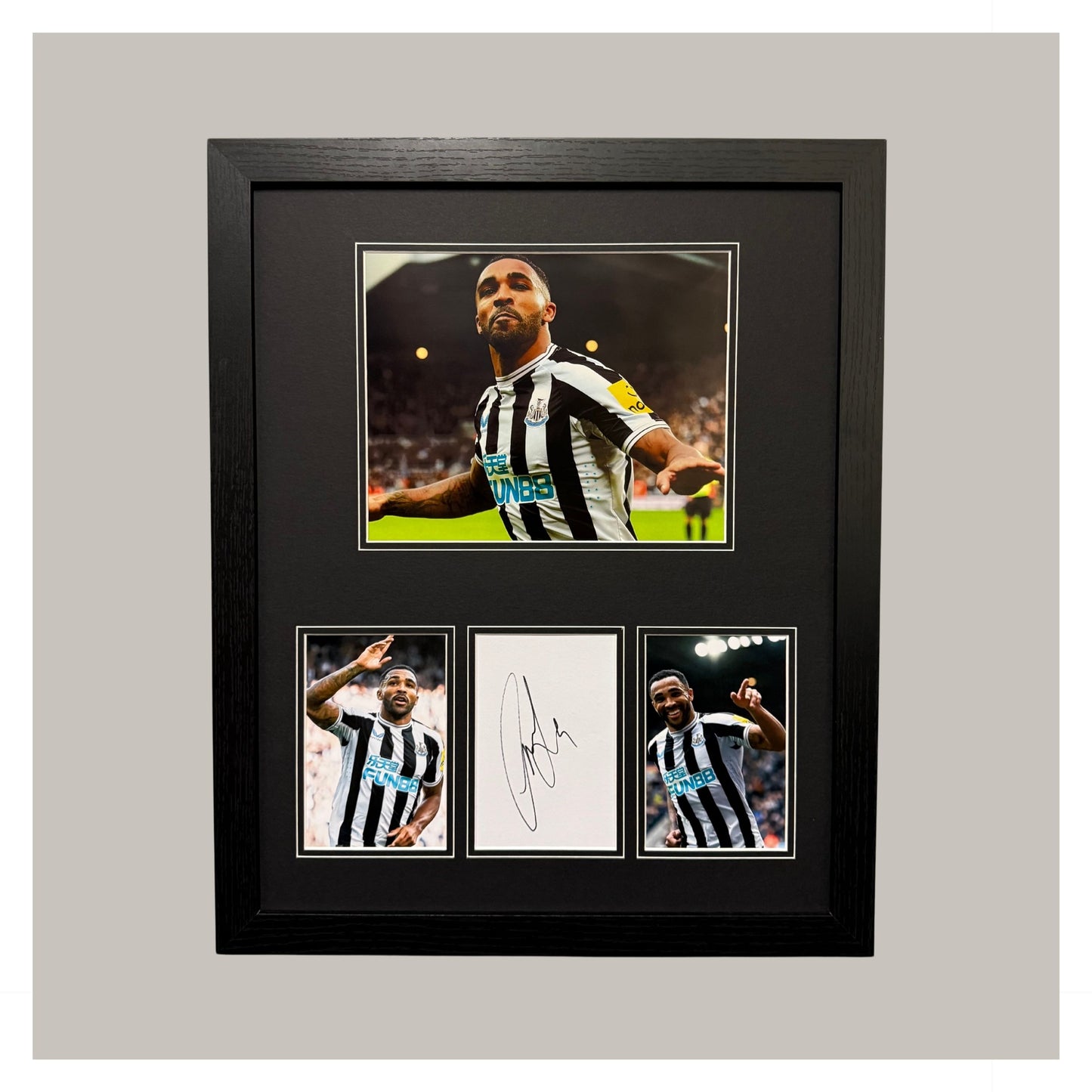 CALLUM WILSON SIGNED WHITE CARD PHOTO MOUNTED DISPLAY
