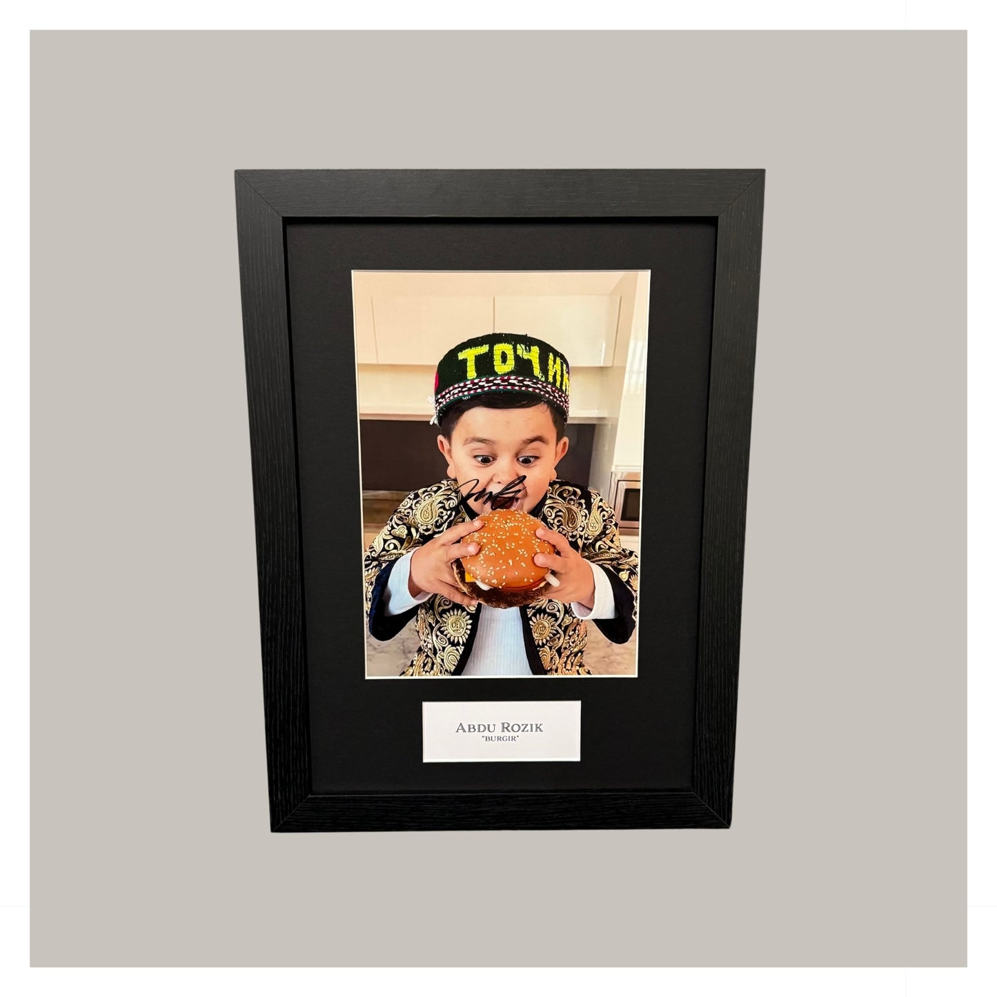 ABDU ROZIK MOUNTED DISPLAY