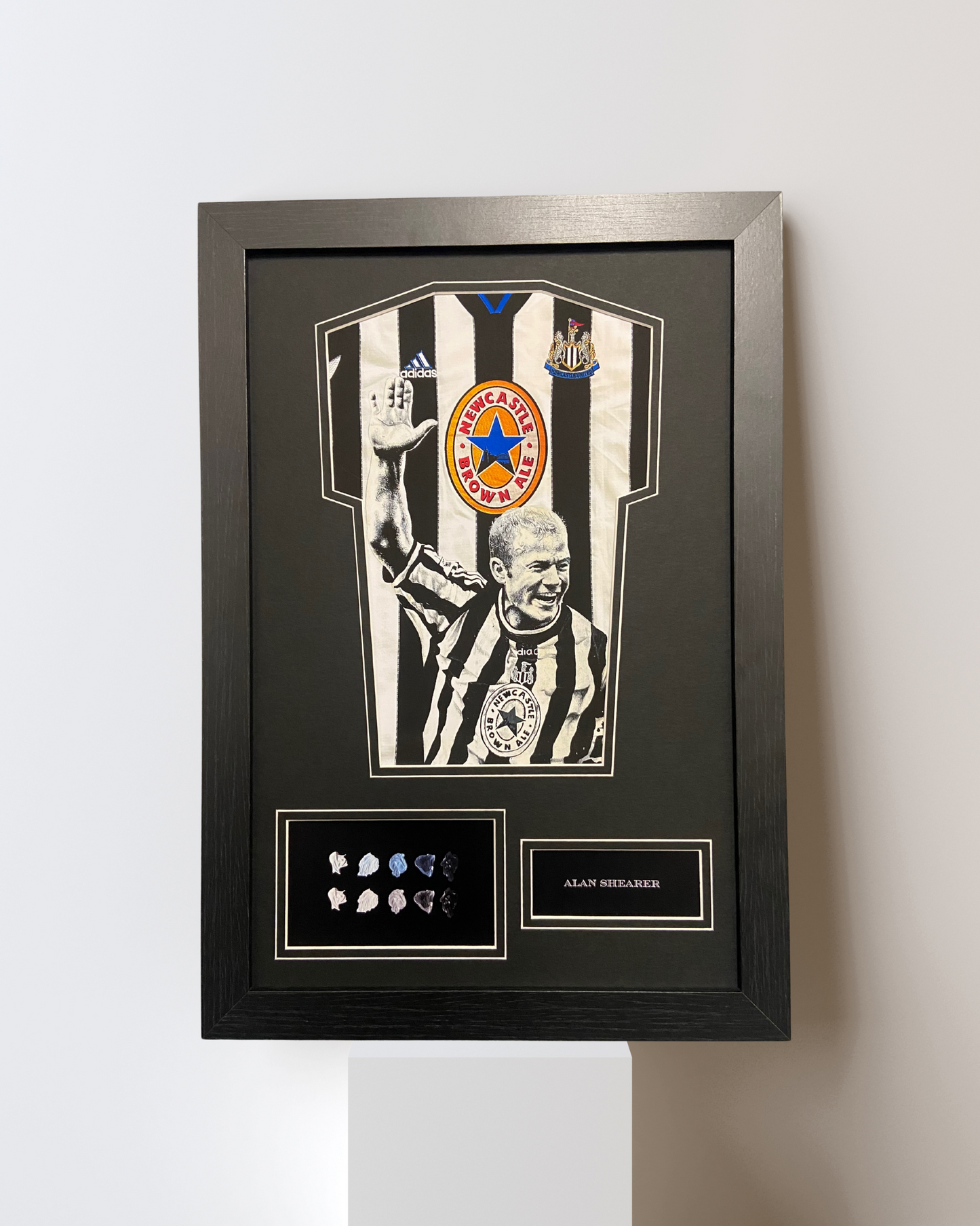 ALAN SHEARER HAND-PAINTED MINI SHIRT DISPLAY