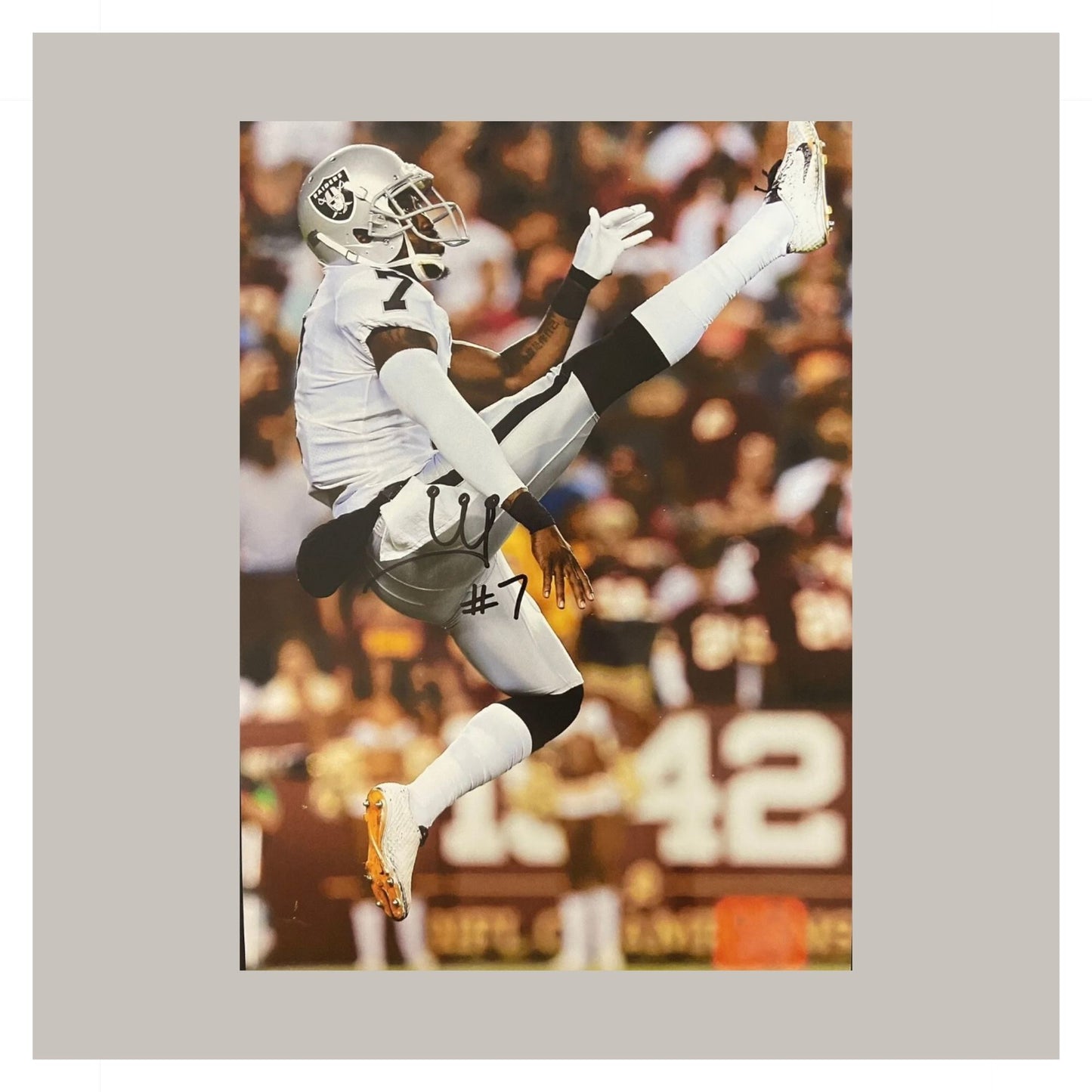 MARQUETTE KING HAND SIGNED A4 PHOTO