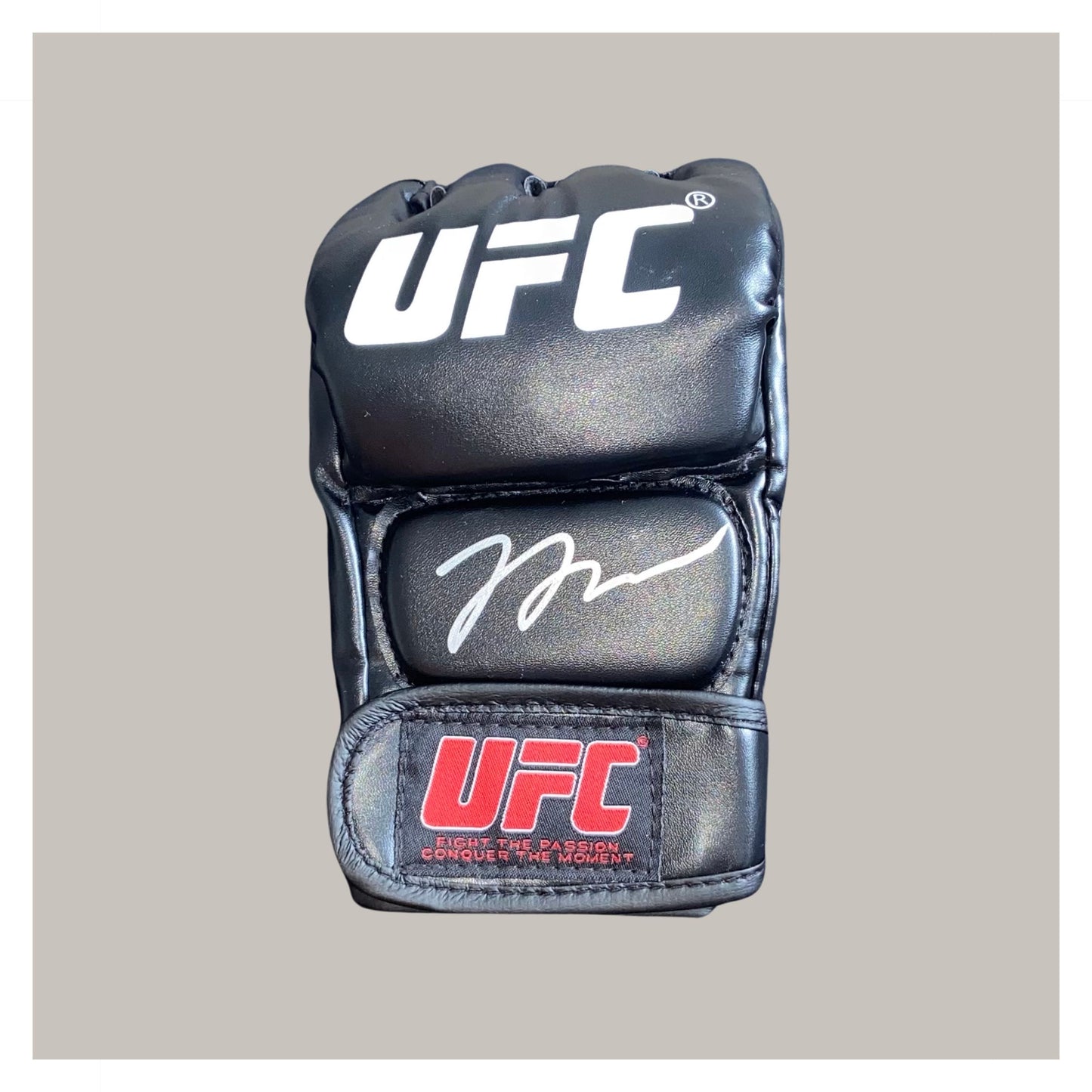 GIGA CHIKADZE HAND SIGNED UFC GLOVE