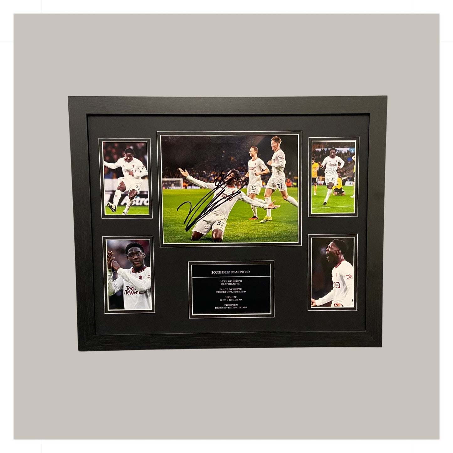 KOBBIE MAINOO SIGNED PHOTO MOUNTED DISPLAY