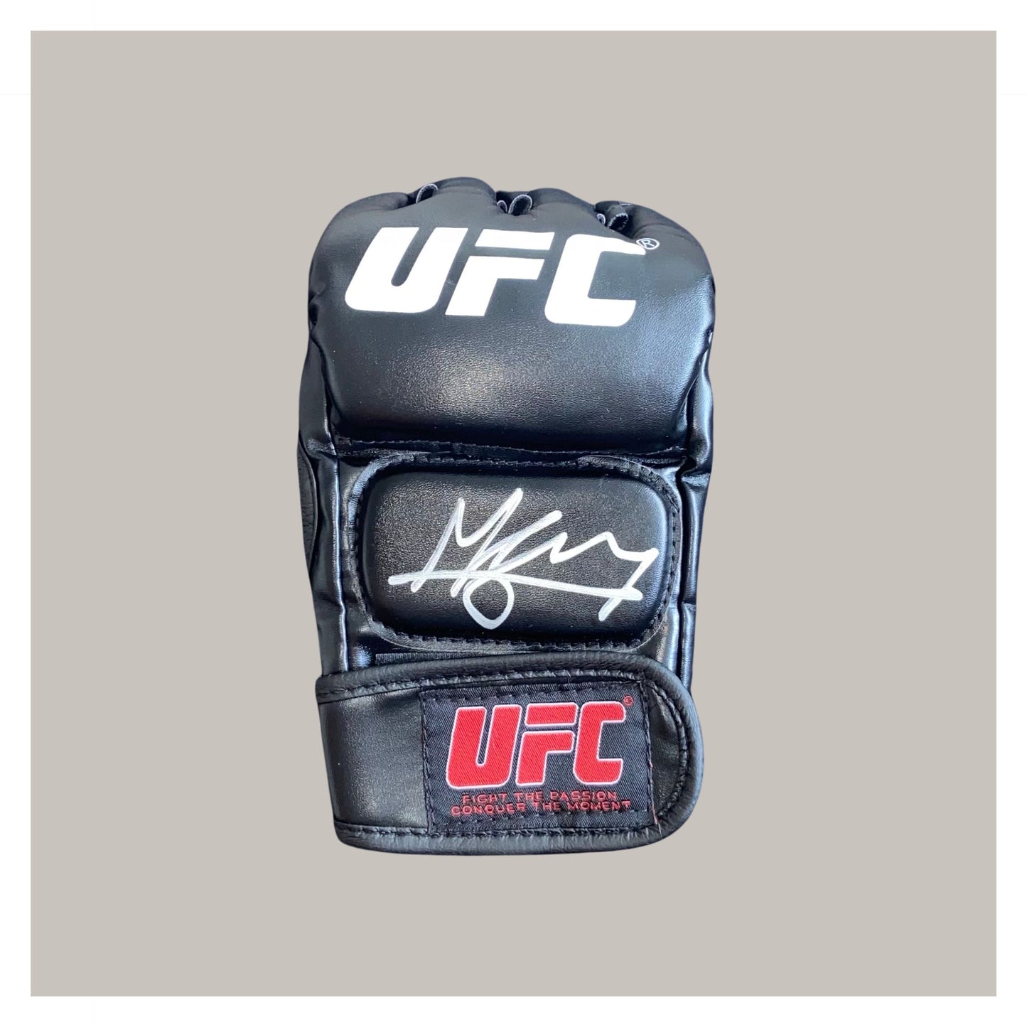 HAND SIGNED UFC GLOVE BY MICHAEL BISPING