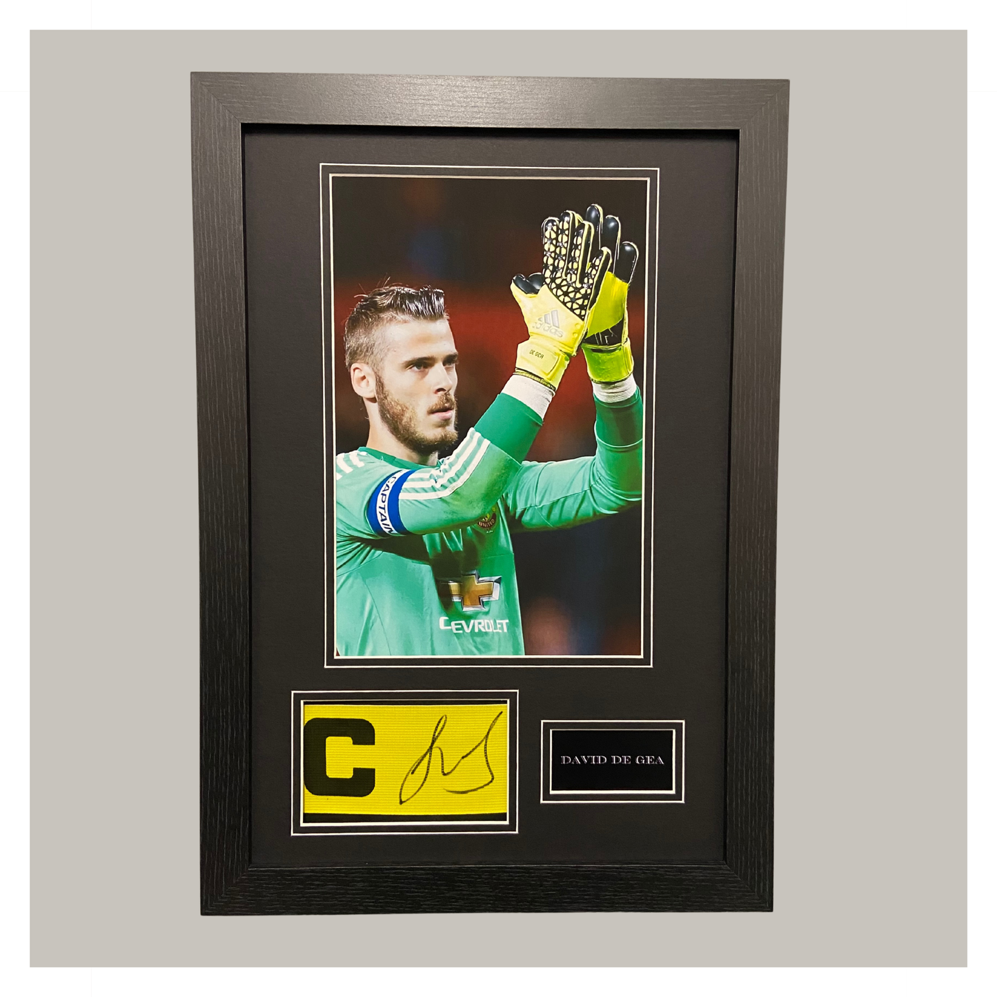 DAVID DE GEA SIGNED CAPTAINS ARMBAND DISPLAY
