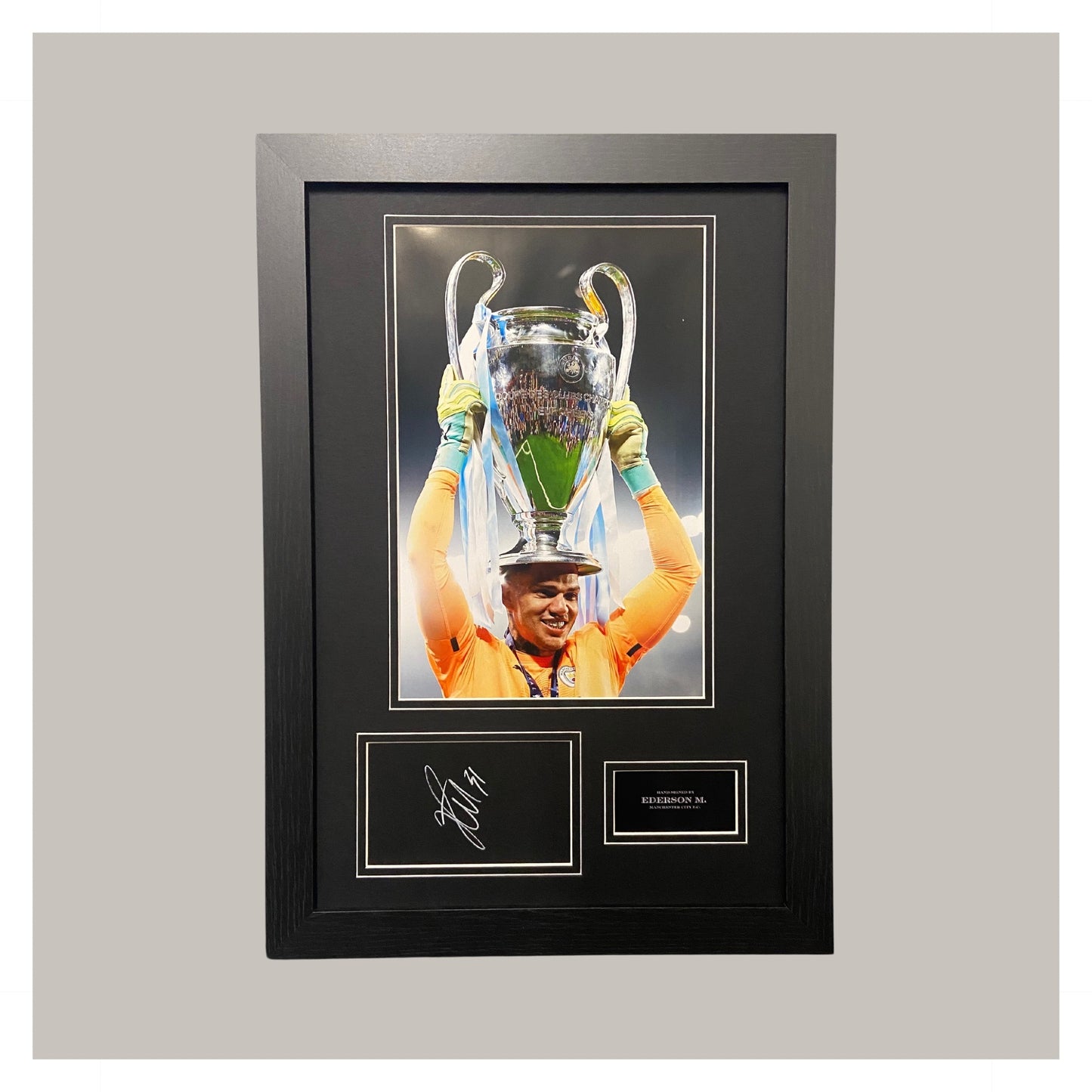 EDERSON M. SIGNED PHOTO MOUNTED DISPLAY