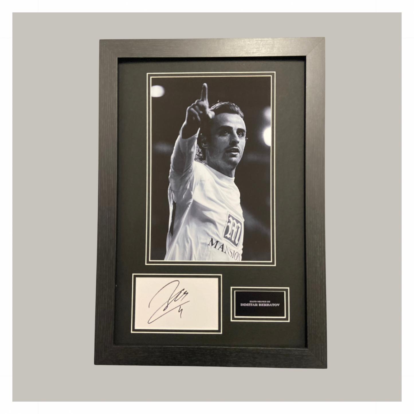 DIMITAR BERBATOV MOUNTED DISPLAY