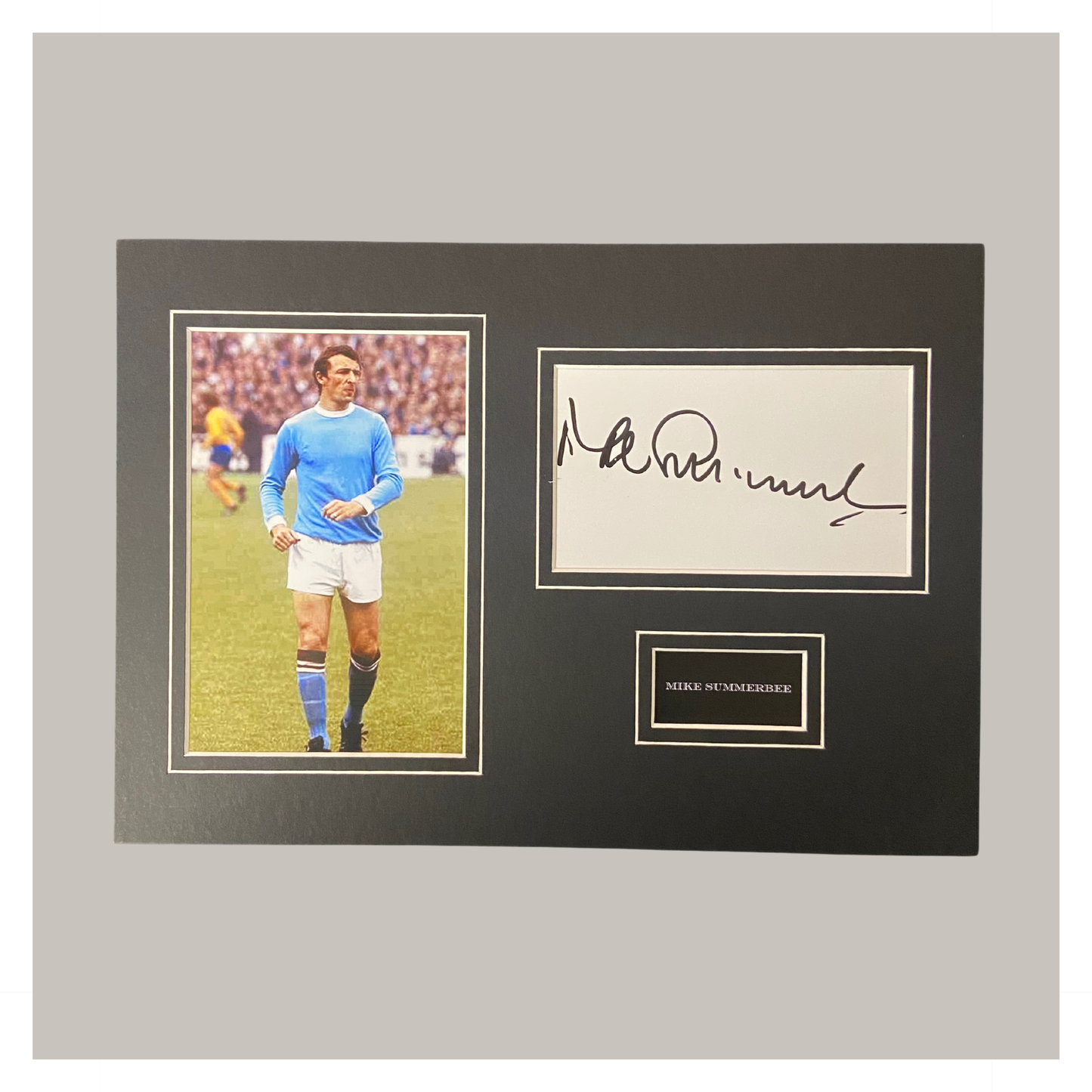 HAND SIGNED MIKE SUMMERBEE A4 MOUNTED DISPLAY