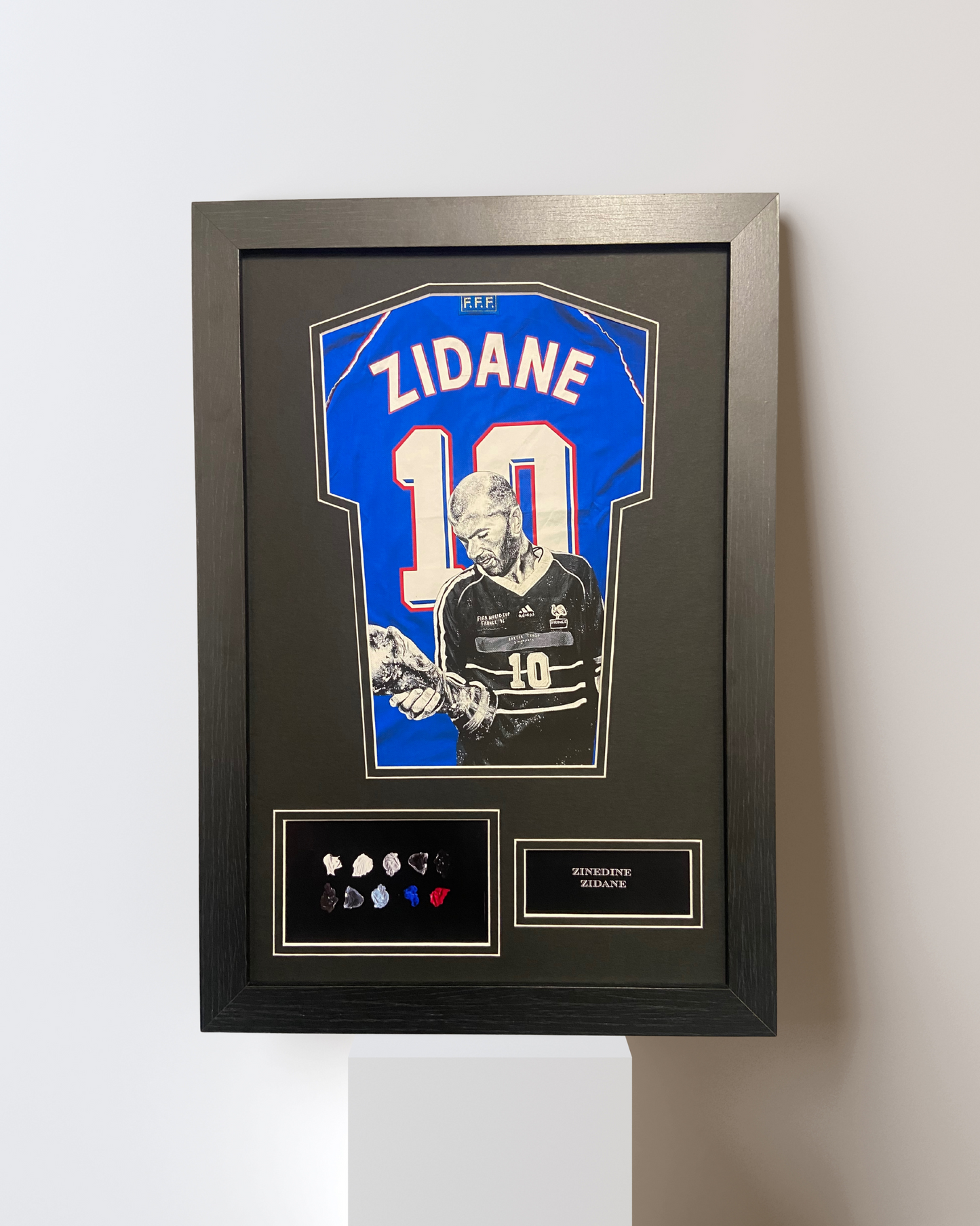 ZIDANE HAND-PAINTED MINI SHIRT DISPLAY