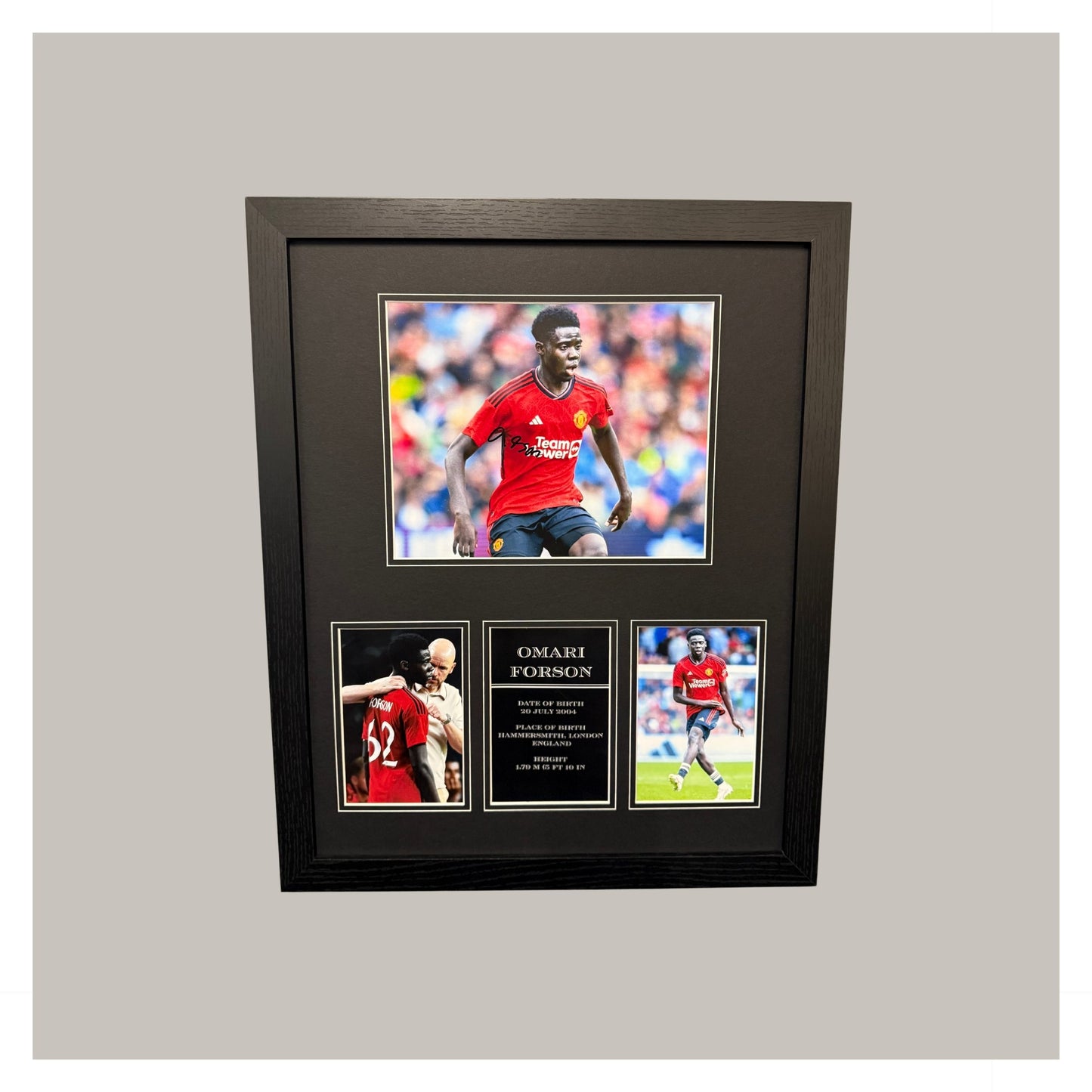OMARI FORSON SIGNED 10X8 PHOTO MOUNTED DISPLAY