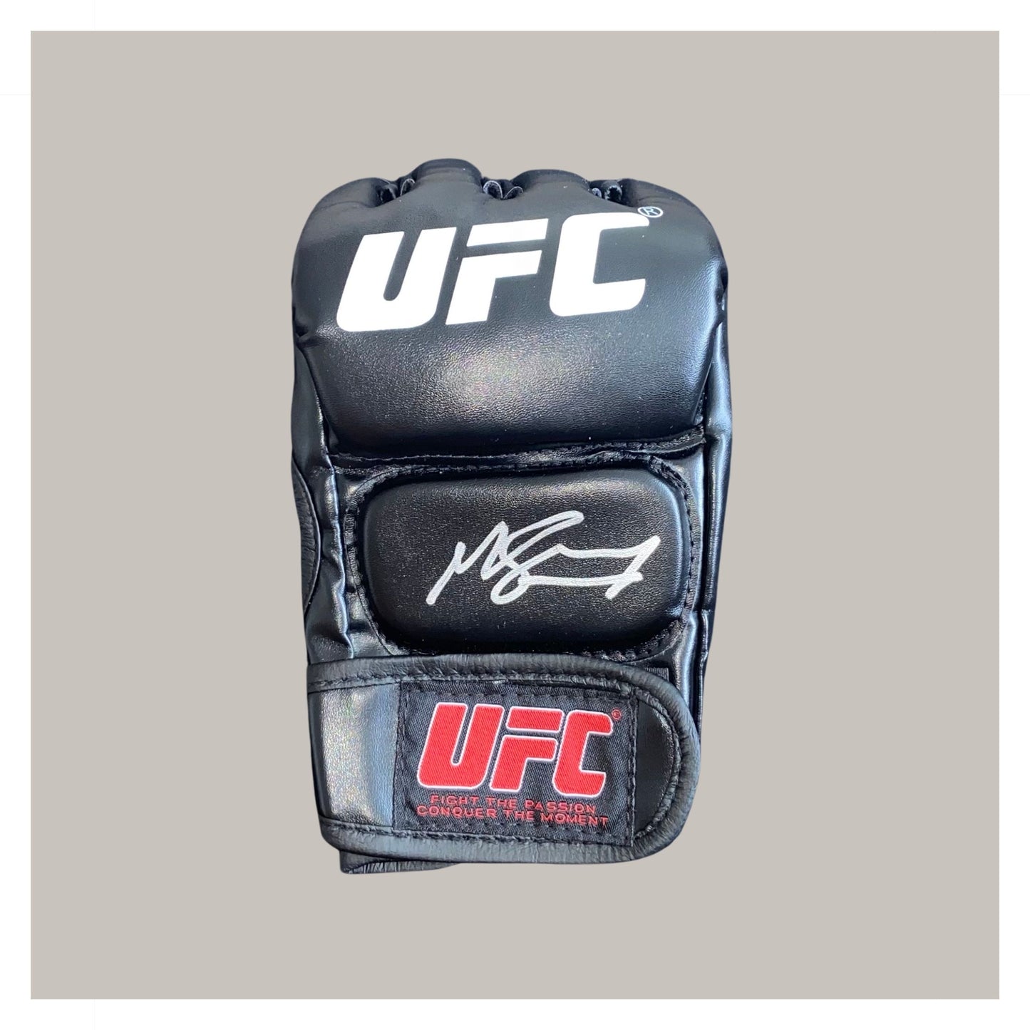 HAND SIGNED UFC GLOVE BY MICHAEL BISPING