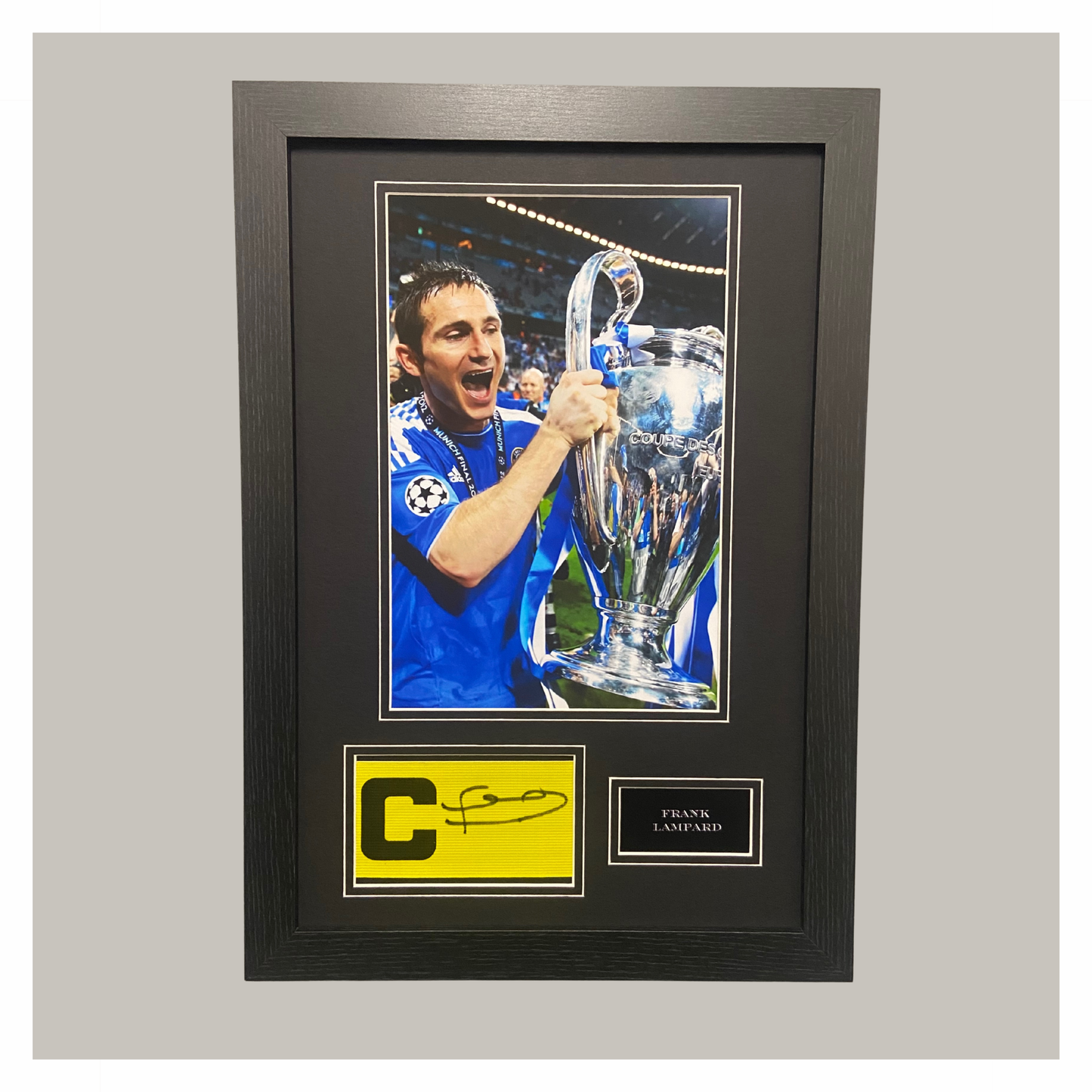 FRANK LAMPARD SIGNED CAPTAINS ARMBAND DISPLAY