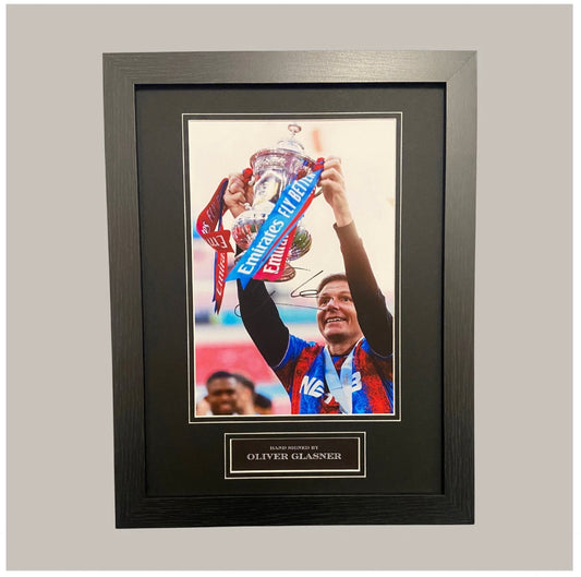 OLIVER GLASNER SIGNED FRAMED A4 PHOTO