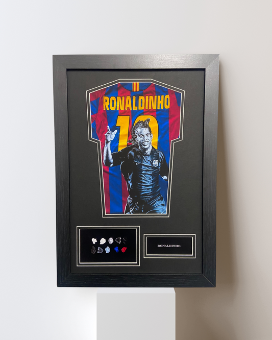 RONALDINHO HAND-PAINTED MINI SHIRT DISPLAY